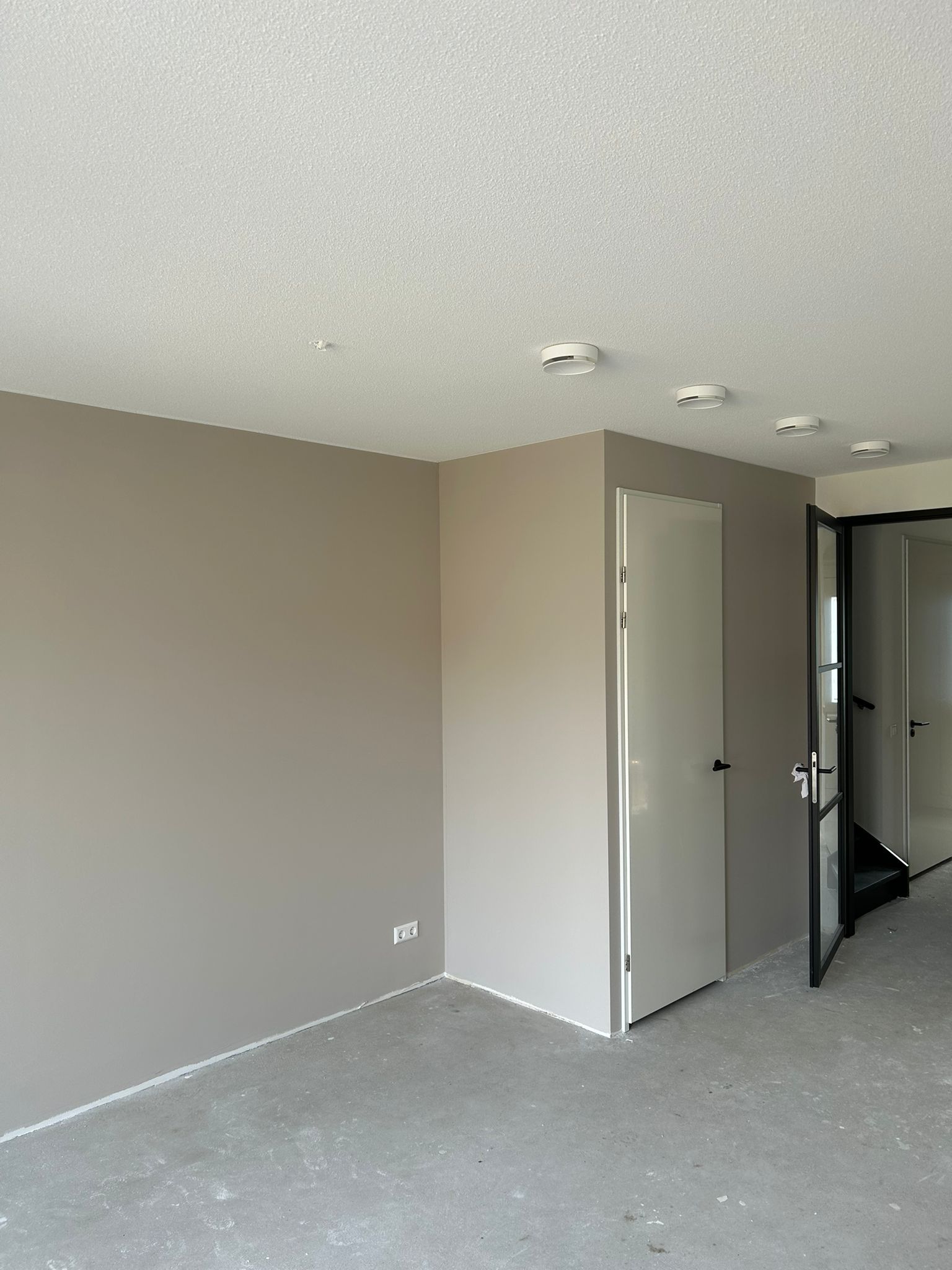 Zevenhuizen - TV-wand met inbouwhaard